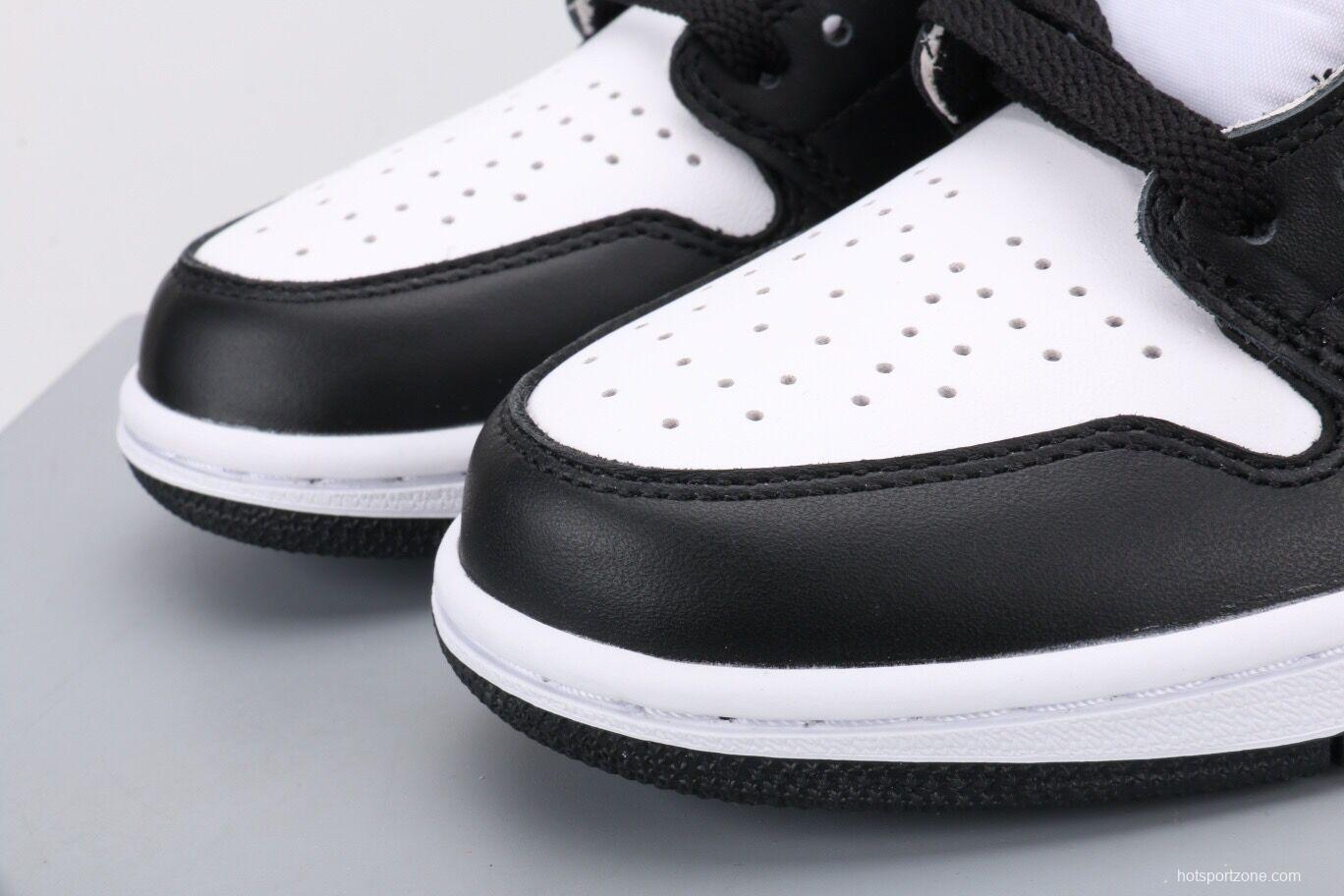 Air Jordan 1 Retro Black White