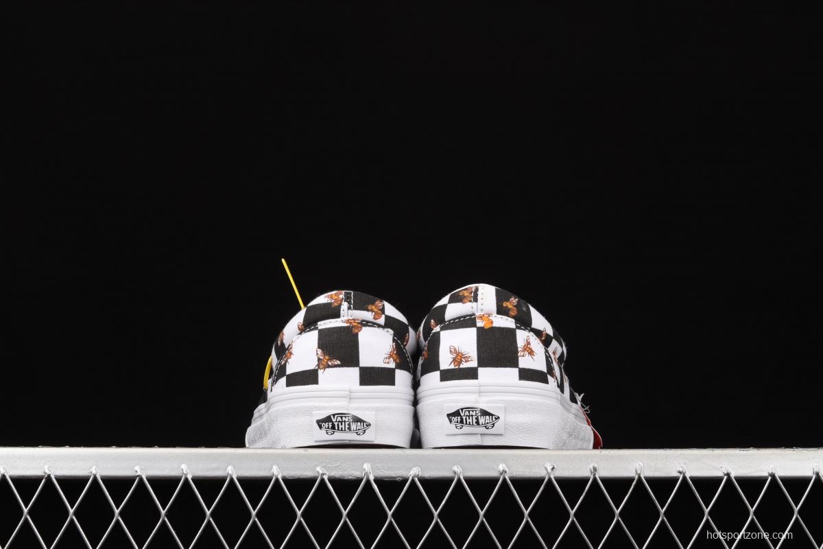 Vans Slip-On big black and white checkerboard small bee printed low-top canvas shoes VN0A33TB9EH