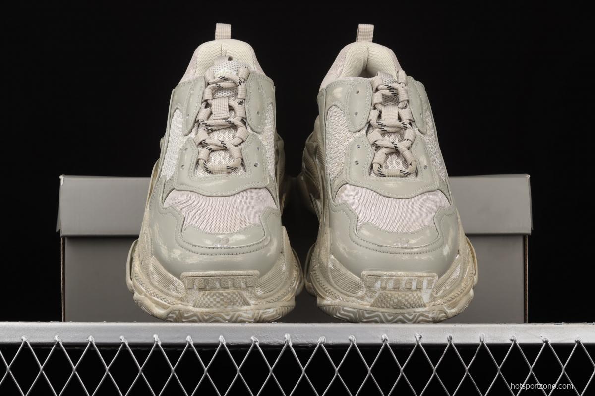 Balenciaga Triple S vintage daddy shoes W2FA19710