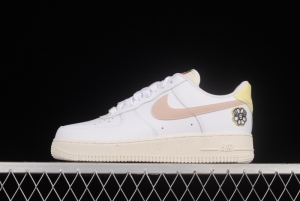 NIKE Air Force 1'07 Low White Pink Butterfly Embroidery Low Top Casual Sneakers DJ6377-100