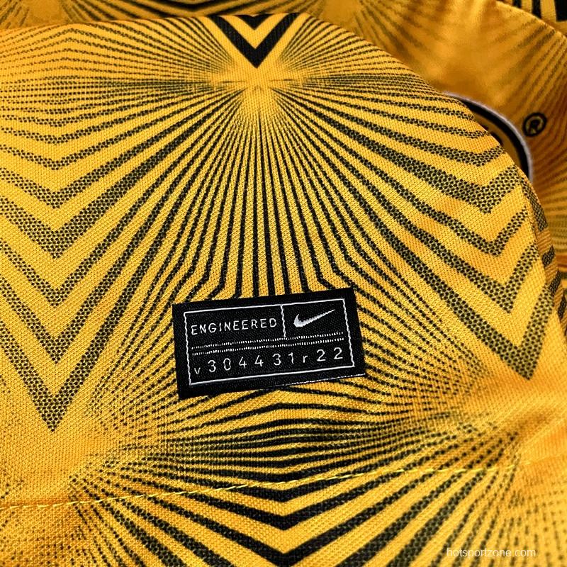 22/23 Kaizer Chiefs Home Soccer Jersey