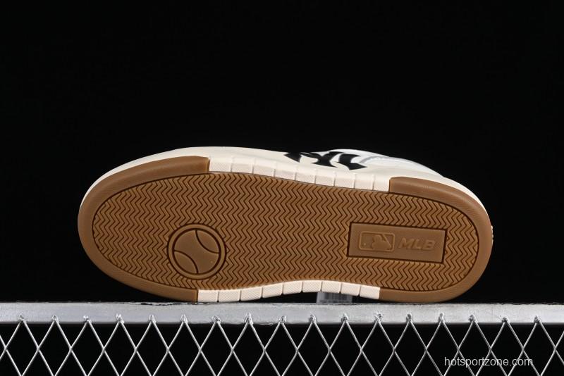 MLB Chunky Liner Basic New York Yankees Thick Sole Platform Sneakers with 6cm Height Increase - 3ASXCA12N50IVS