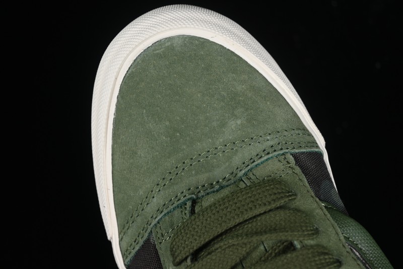 Vans Classics Knu Skool Camo Army Green Chunky Tongue Platform Sneakers - VN0007QC0WD
