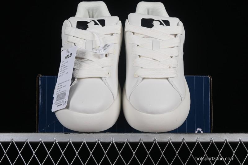 MLB Chunky Classic Base Height Increasing Platform Sneakers - 3ASXCCB4N50IVS