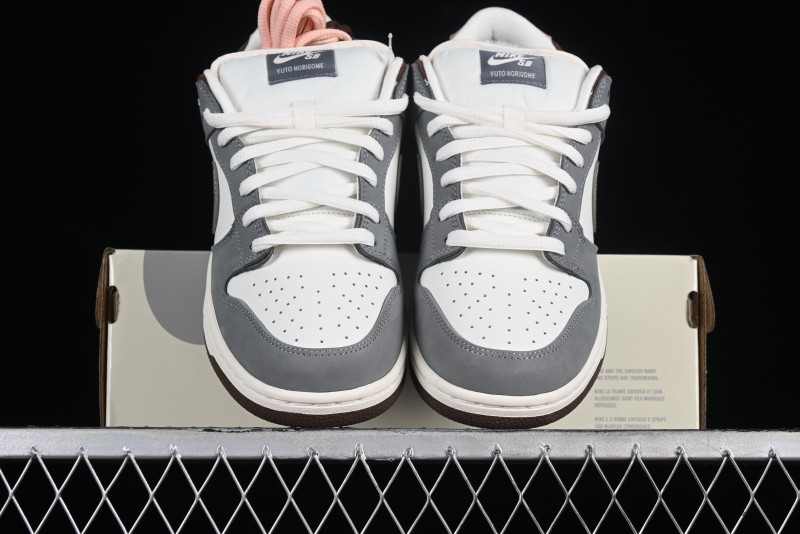 Nike Yuto Horigome x SB Dunk Low Skateboarding Shoes - FQ1180-001
