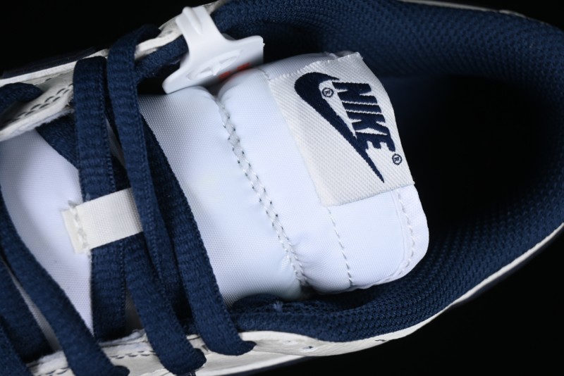 Nike Supreme x SB Dunk Low Collaboration Dark Blue Colorway Low-Top Casual Skate Shoes - RM2308-238