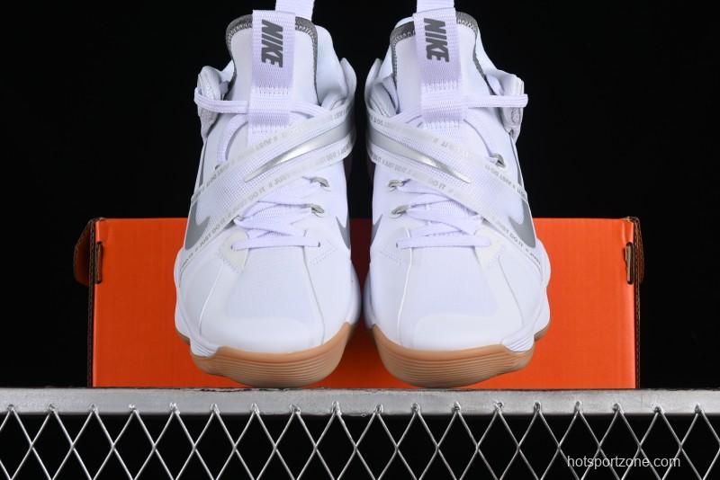 Nike HyperSet Lightweight Low-Top Training Basketball Shoes with React Foam and Flywire - DJ4473-100