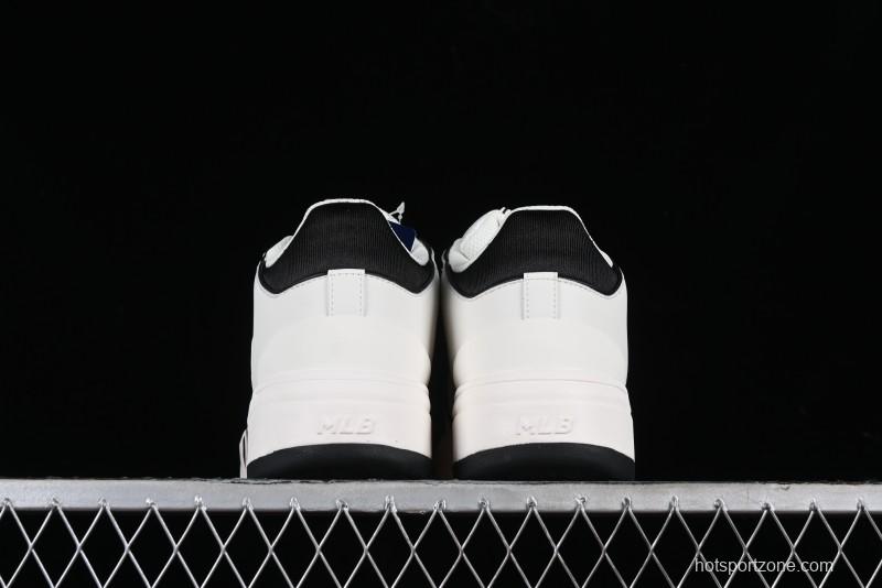 MLB Chunky Liner New York Yankees Hook & Loop Lightweight Platform Sneakers with 6cm Height Increase - 3ASXLMB3N50BKS