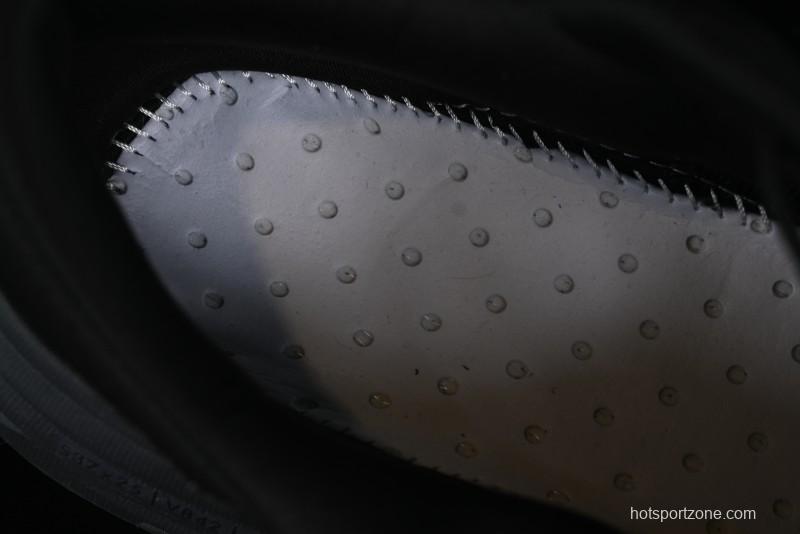 HOKA ONE ONE Bondi 8 Functional Cushioned Running Shoes with Engineered Mesh Upper - 1123202 BBLC