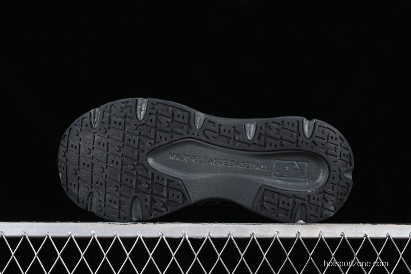 New York Yankees MLB ACE Runner Lightweight Casual Sneakers - 3ARNACE4N50BKS