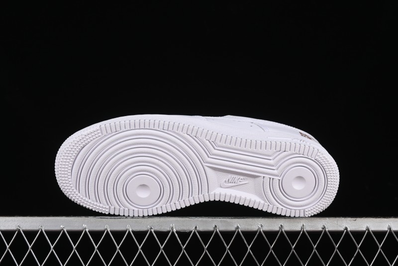 Nike Air Force 1 '07 Low Casual Sneakers with Full-Length Air Cushion - CH8065-001