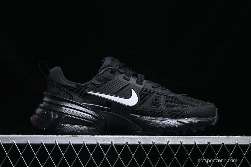 Nike Runtekk V2K Low-Top Retro Running Shoes with Cushlon Foam and Distressed Midsole - HQ1582-001