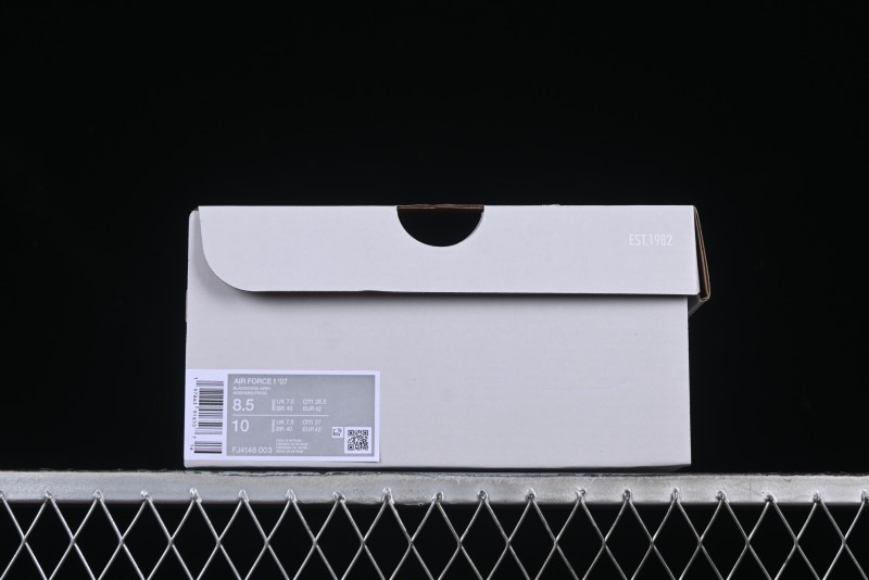 Nike Air Force 1 '07 Low Casual Sneakers with Full-Length Air Cushion - FJ4146-003