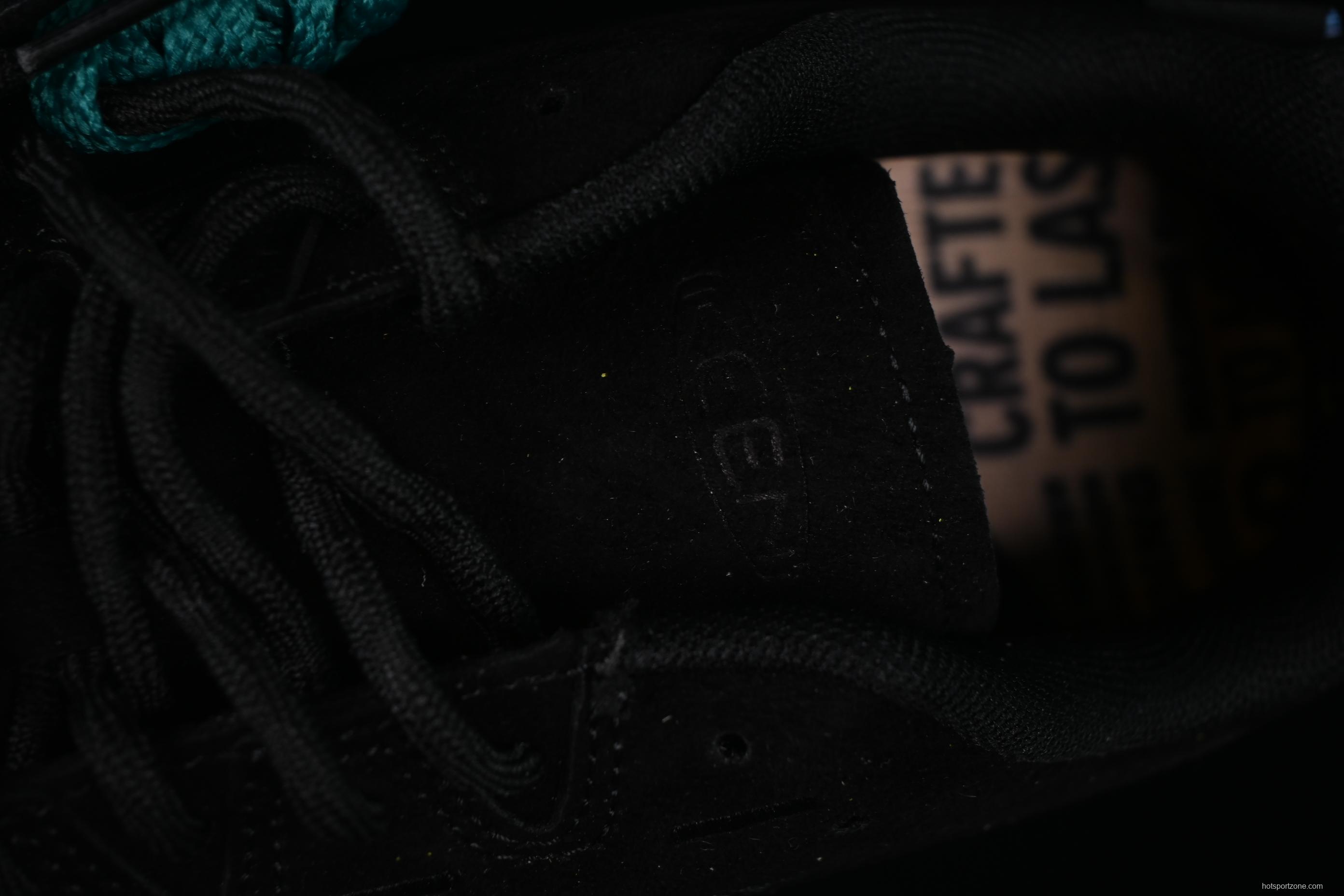 KEEN Men's Jasper II Waterproof Sneaker - All-Black Minimalist Design