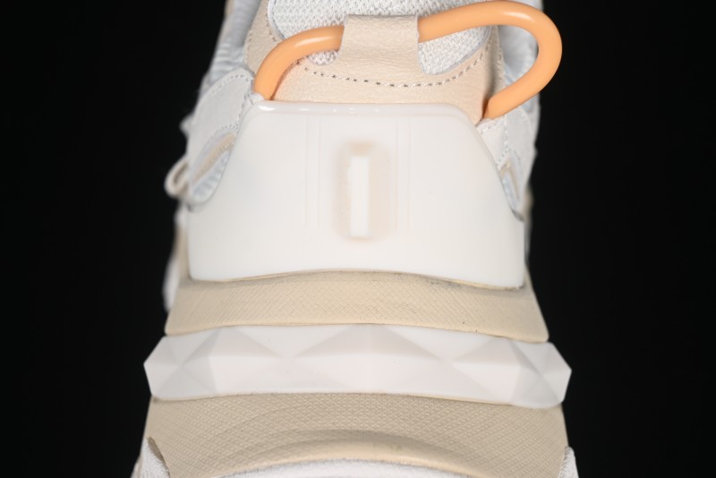 Men's Chunky Trail-Inspired Sneakers - Beige & White