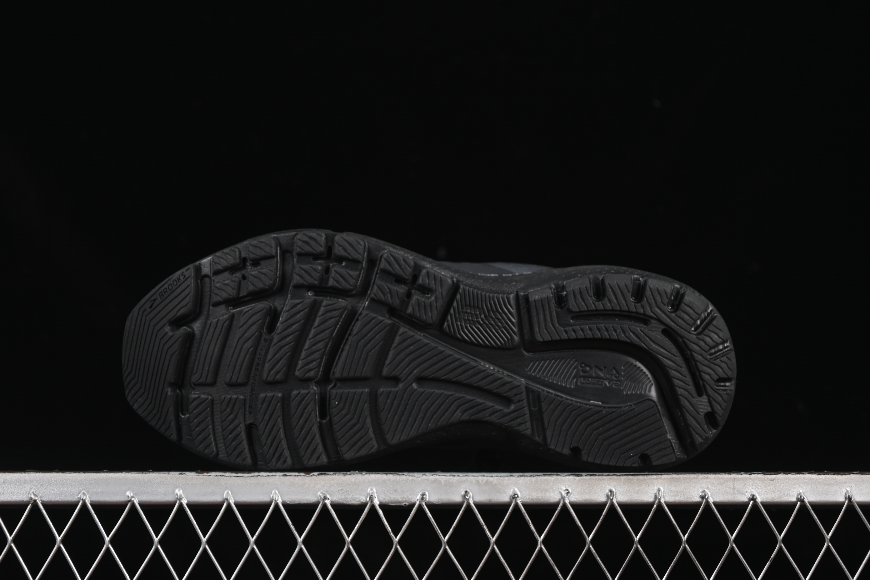 Brooks Adrenaline GTS 23 Running Shoes with Breathable Mesh Upper - 1103911D020