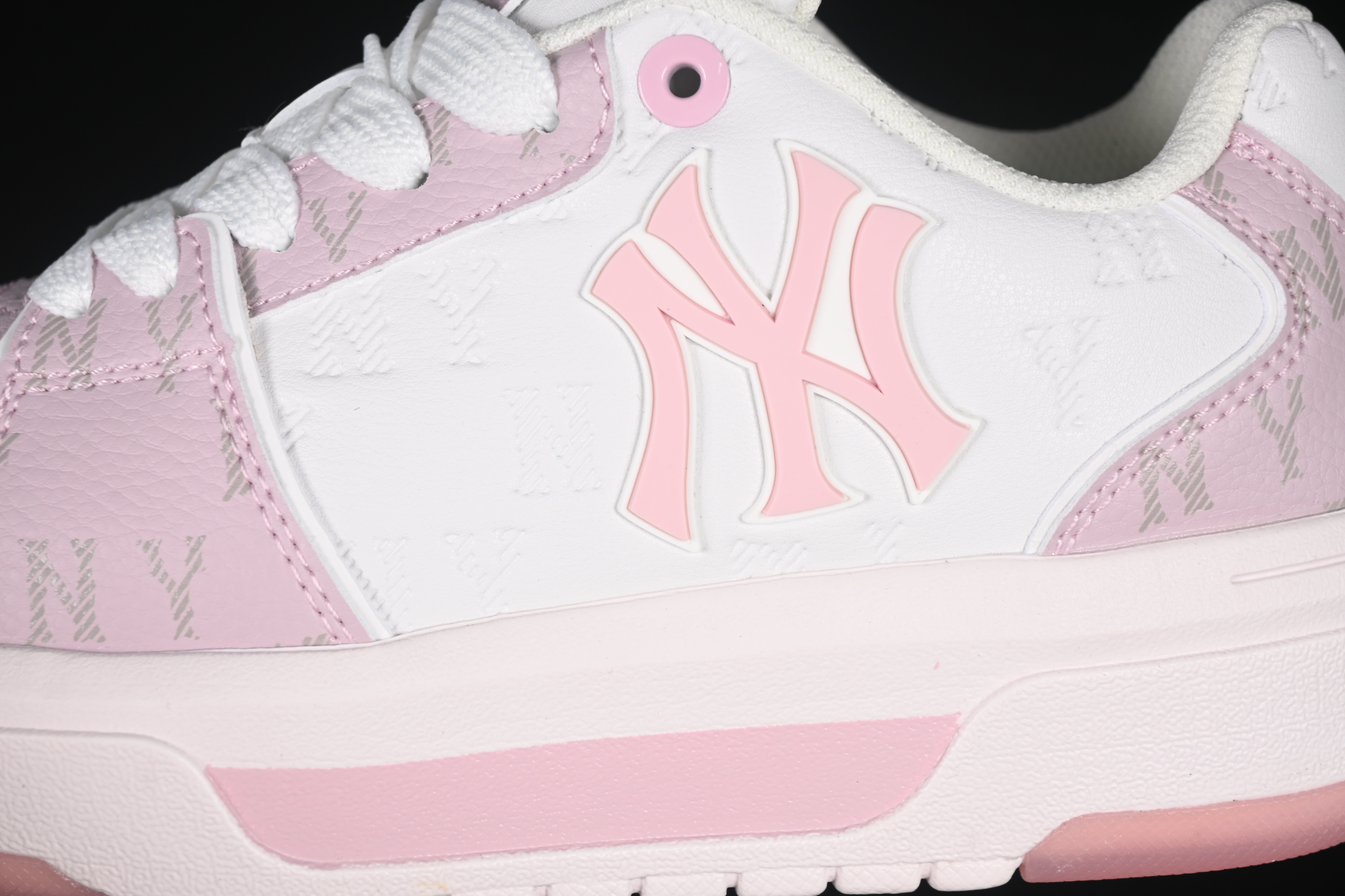 New York Yankees MLB Chunky Liner Embo Monogram Thick Sole Casual Running Shoes - 3ASXM075N50PKS