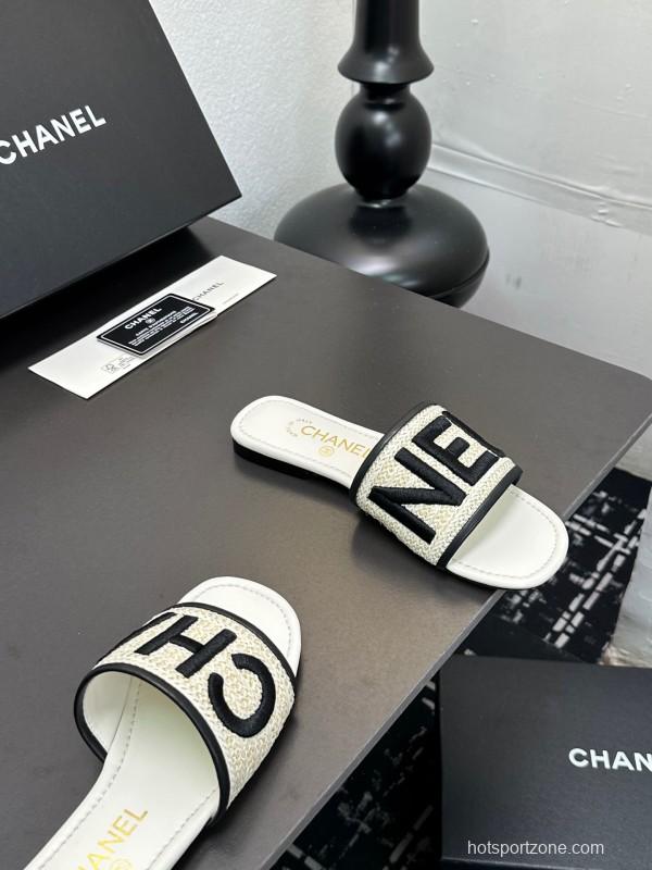 2025 Women CHANEL White Black Canvas Slippers