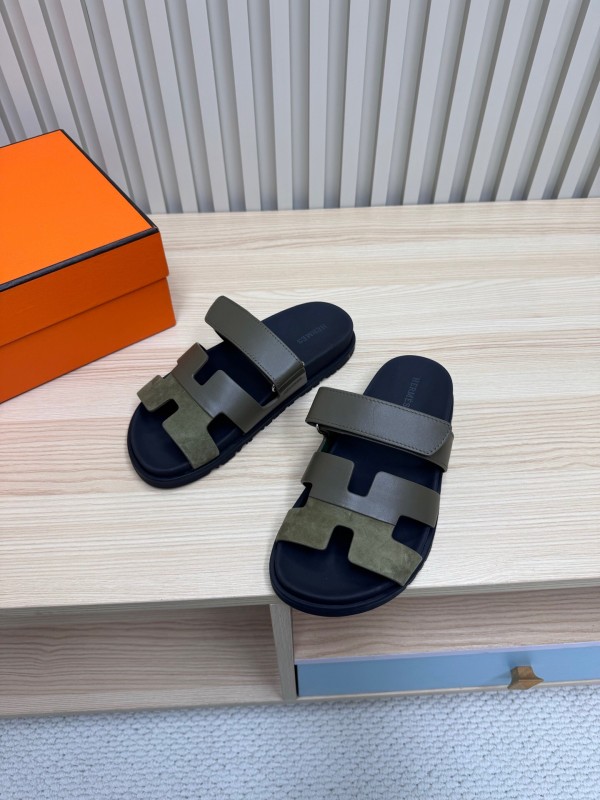 2025 Women Hermès Khaki Black Leather Slippers