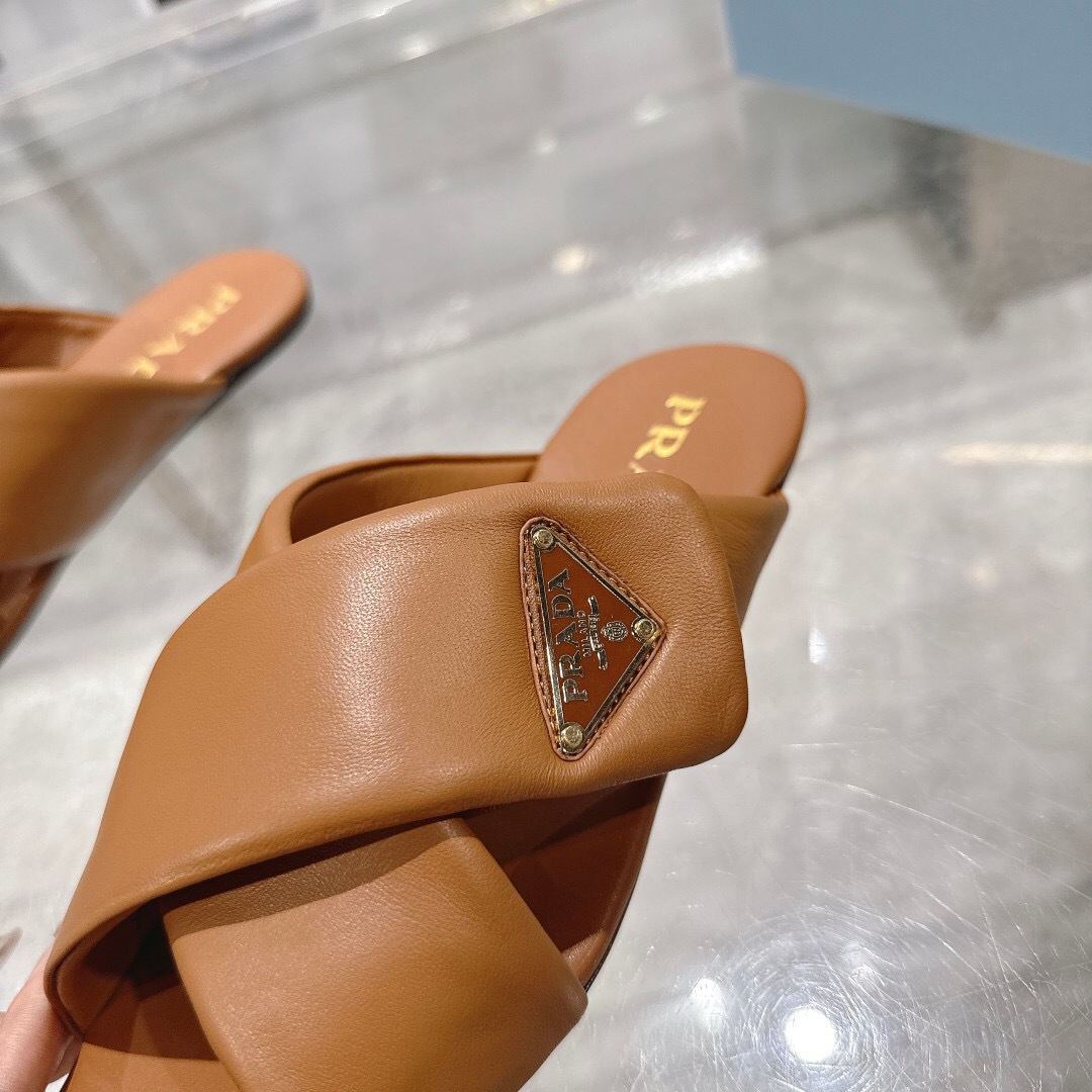 2025 Women Prada Brown Leather Slippers