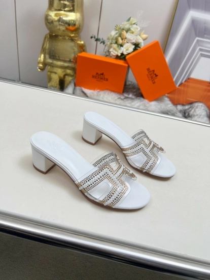 2025 Herme* White Leather Slippers Classic H Pattern MJ00180/215