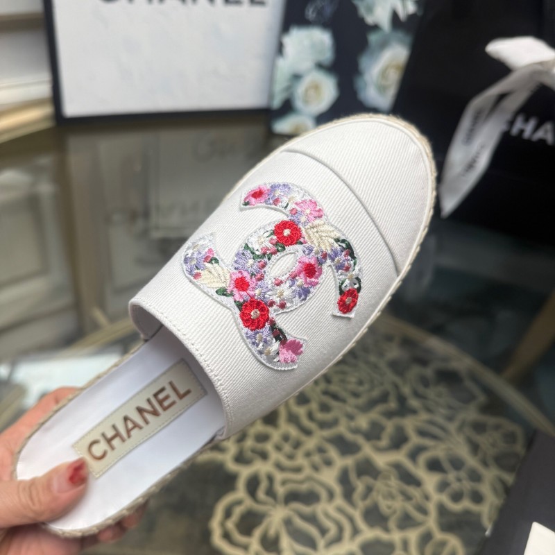 2025 Women Chanel White Canvas Embroidered Espadrille Mule