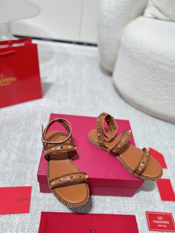 2025 Women Valentino Brown Leather Sandals Braided Craftsmanship LY00250