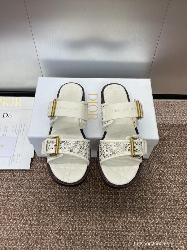 2025 Women Dior White Calfskin Leather Slippers CD Logo Buckle KFY00300