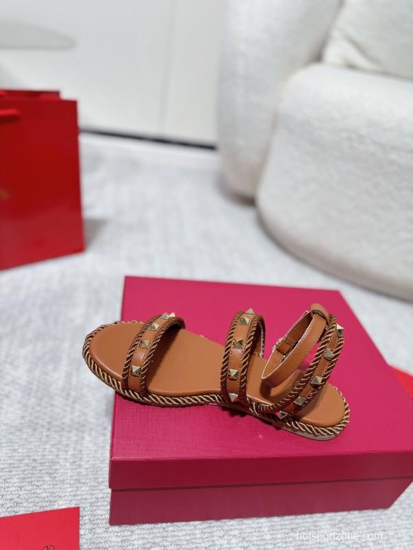 2025 Women Valentino Brown Leather Sandals Braided Craftsmanship LY00250