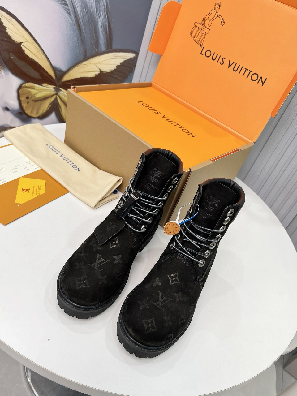 2024 Unisex Louis Vuitton Black Brown Suede Leather Ankle Boots MJ00450