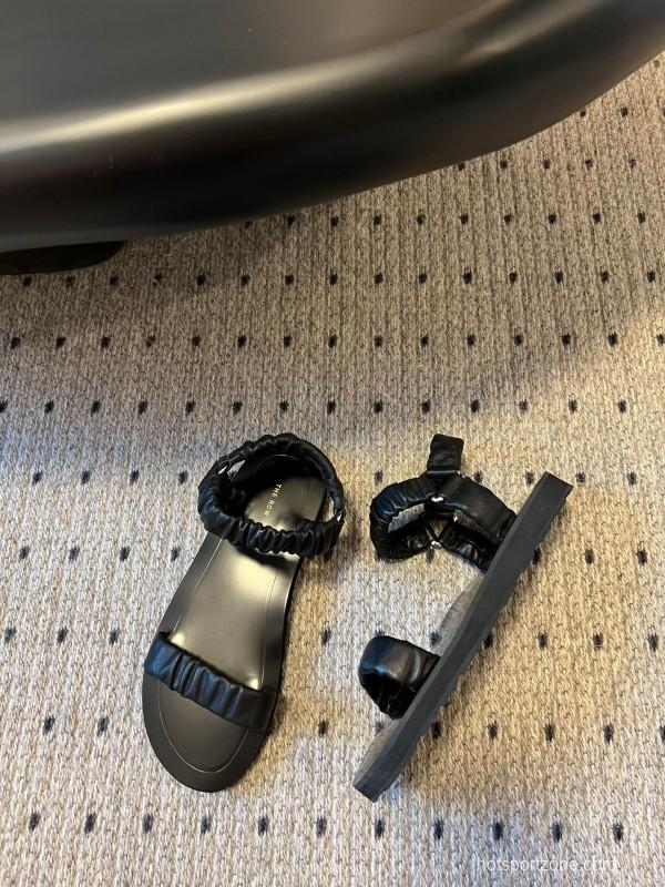 2025 Women The Row Black Leather Flat Sandals KFY00270