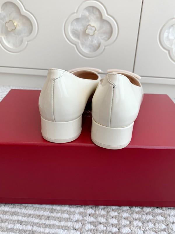 2025 Women Roger Vivier White Patent Leather Pumps Square Buckle