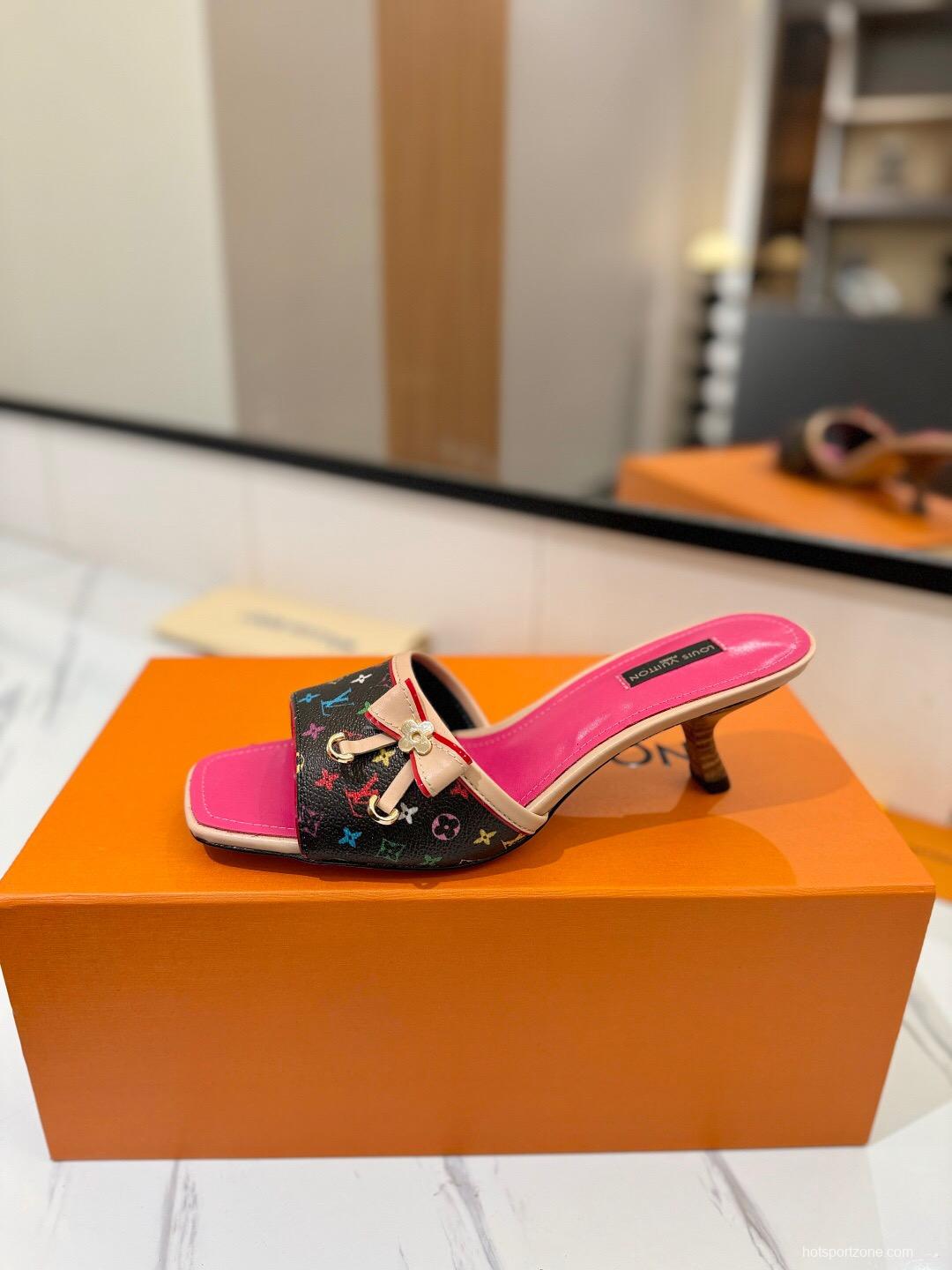 2025 Women Louis Vuitton Brown Pink Leather Sandals KFY00310