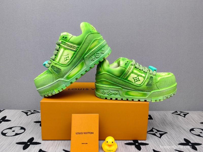 2025 Unisex Louis Vuitton Green Mesh Suede Trainer KFY00510