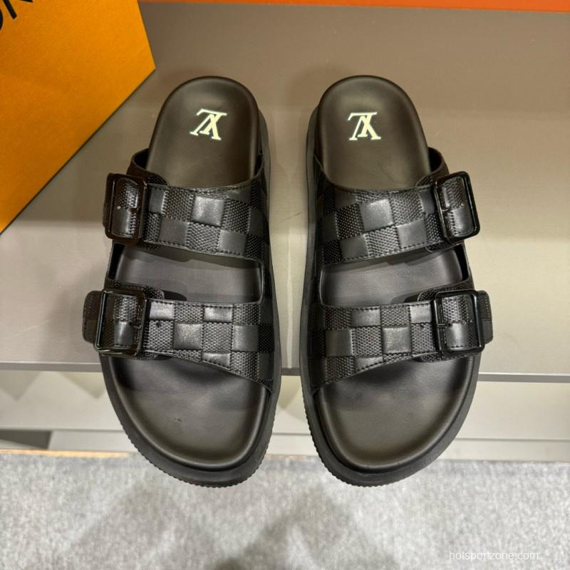 2024 Men Louis Vuitton Black Leather Slippers