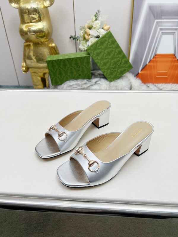 2025 Women Gucci Silver Leather Mules Horsebit MJ00180