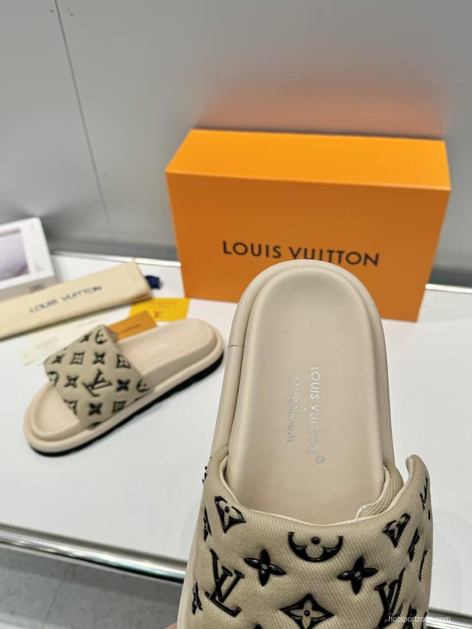 2025 Slippers Louis Vuitton Beige Fabric Slippers
