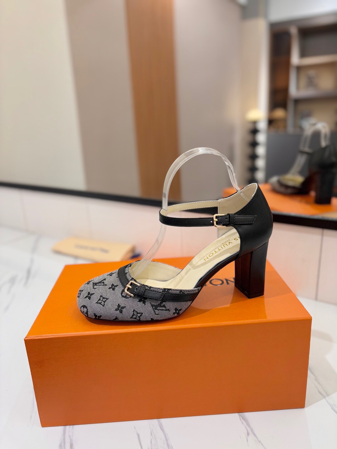 2025 Women Louis Vuitton Grey Black Denim Leather Heeled Sandals KFY00310