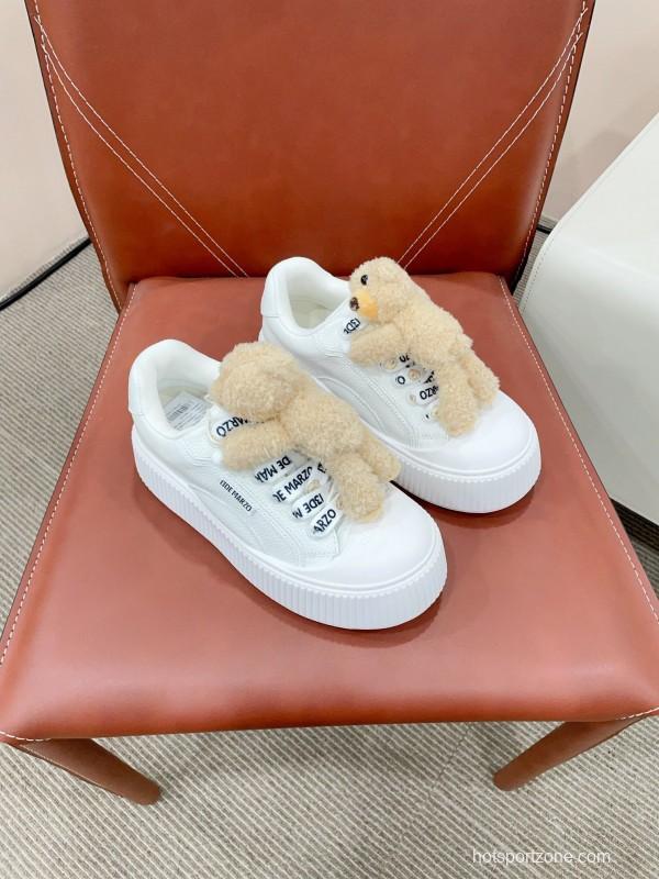 2025 Women 13DE MARZO White Leather Sneakers Plush Toy KFY00300