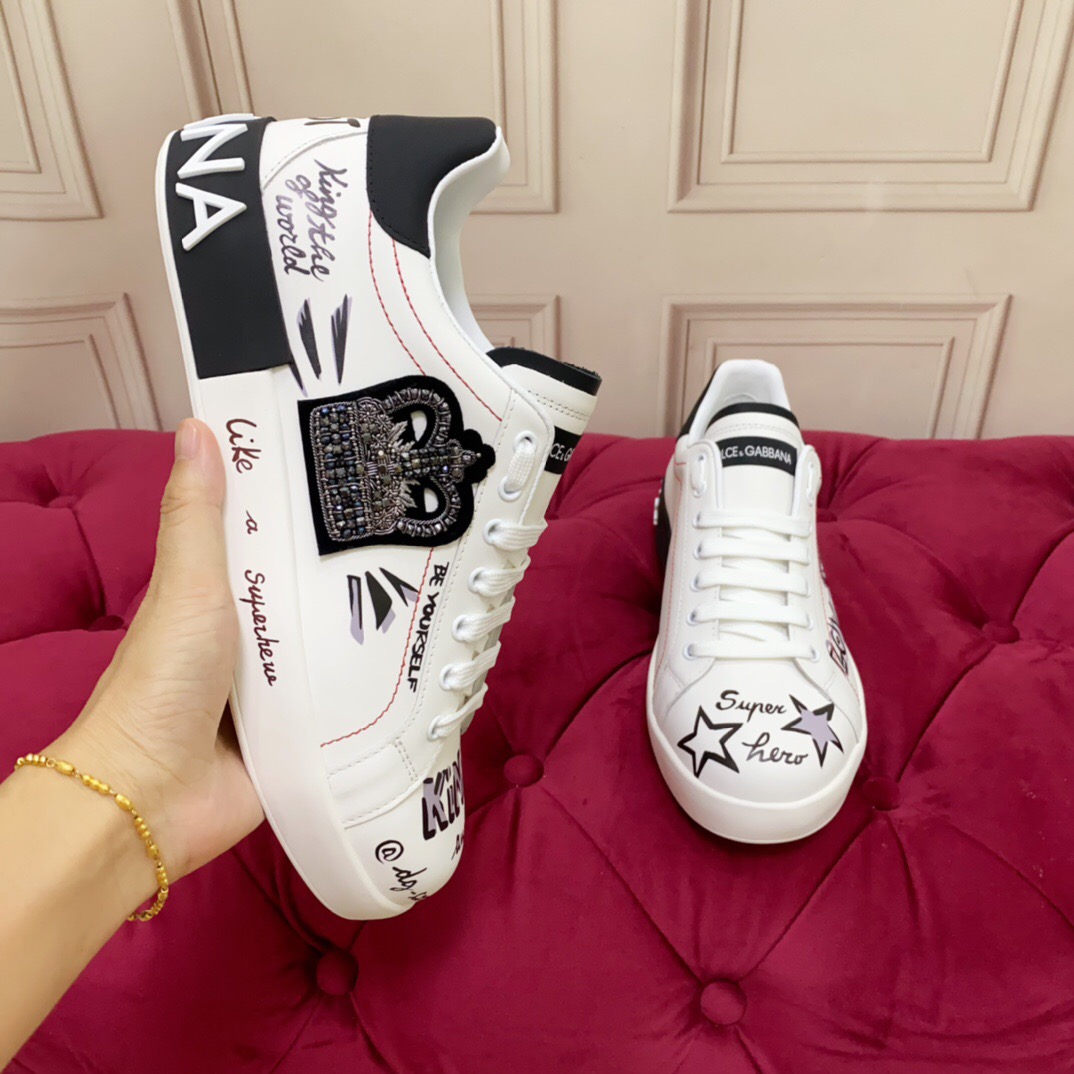 2025 Women Dolce & Gabbana White Black Leather Sneakers LY00340(F)