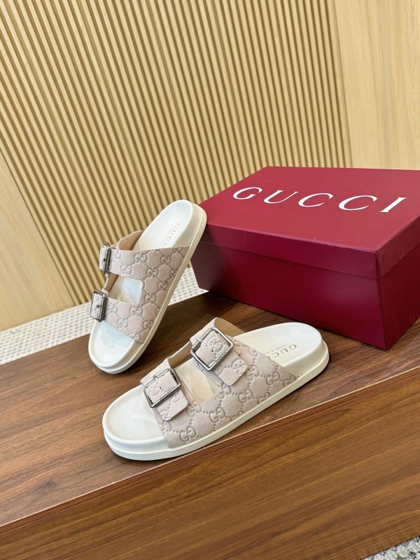 2025 Women Gucci Beige Leather Sandals
