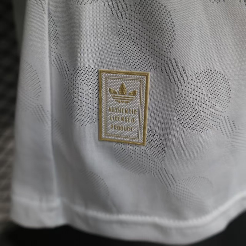 Player Version 25/26 Real Madrid White with Geometric Pattern Jersey
