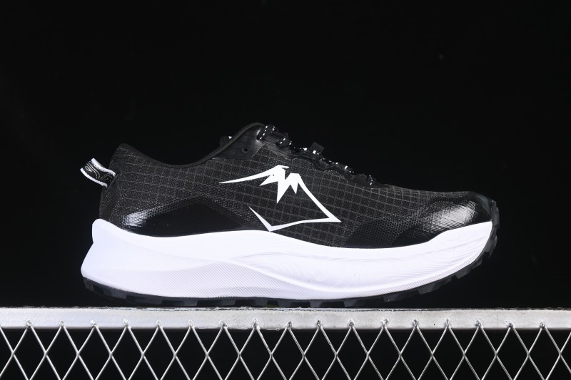 Asics Trabuco Max 3 Sports Casual Breathable Professional Running Shoes - 1011B800-021