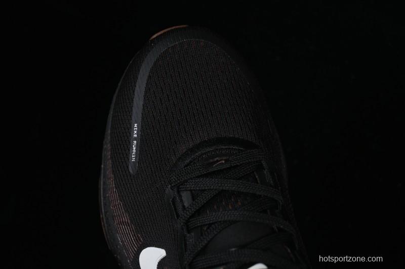 Nike Air Zoom Vomero 18 Cushioned Running Shoes - IH4454-001