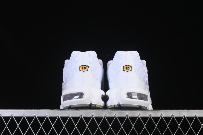 Nike Air Max Plus Retro Running Shoes with Air Cushion - 604133-139