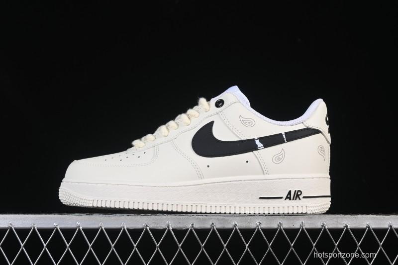Nike Air Force 1 '07 Low Casual Sneakers in White Black - ZH0318-128