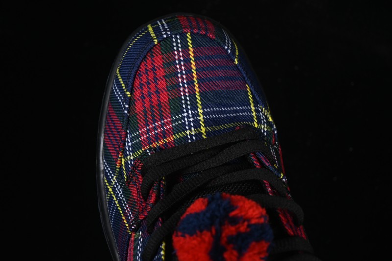 Nike SB Dunk Low Nardwuar Collaboration Scottish Plaid Low-Top Casual Skate Shoes - II1493-600