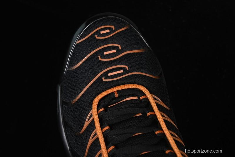 Nike Air Max Plus Retro Running Shoes with Air Cushion - FN6949-400