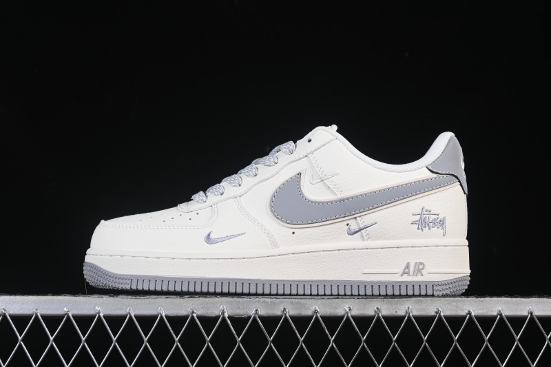 Nike Air Force 1 '07 Low Stussy Sneakers with Grey Swoosh and Full-Length Air Cushion - CS5288-040