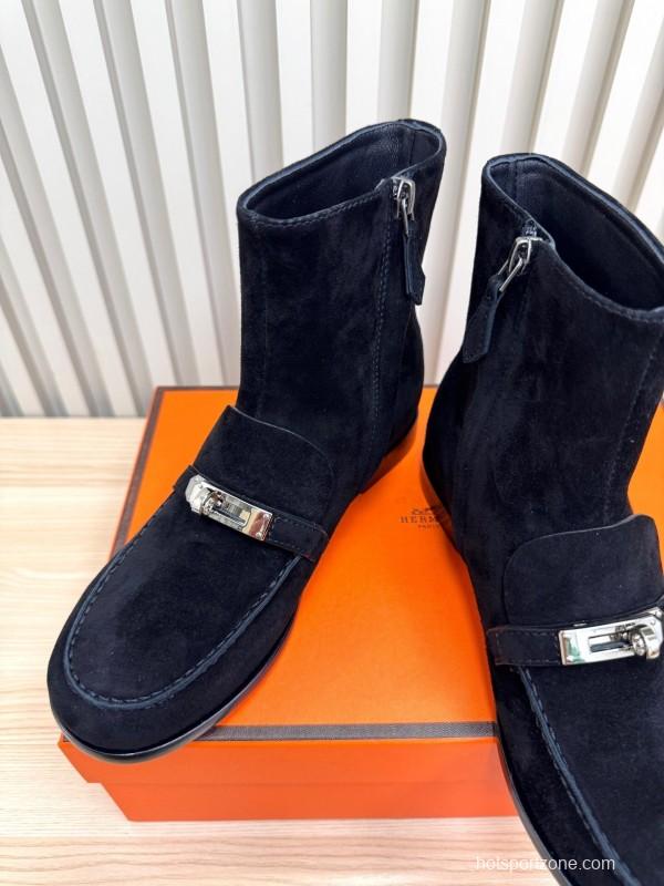 Hermes Kelly Buckle Ankle Boots - LY00390